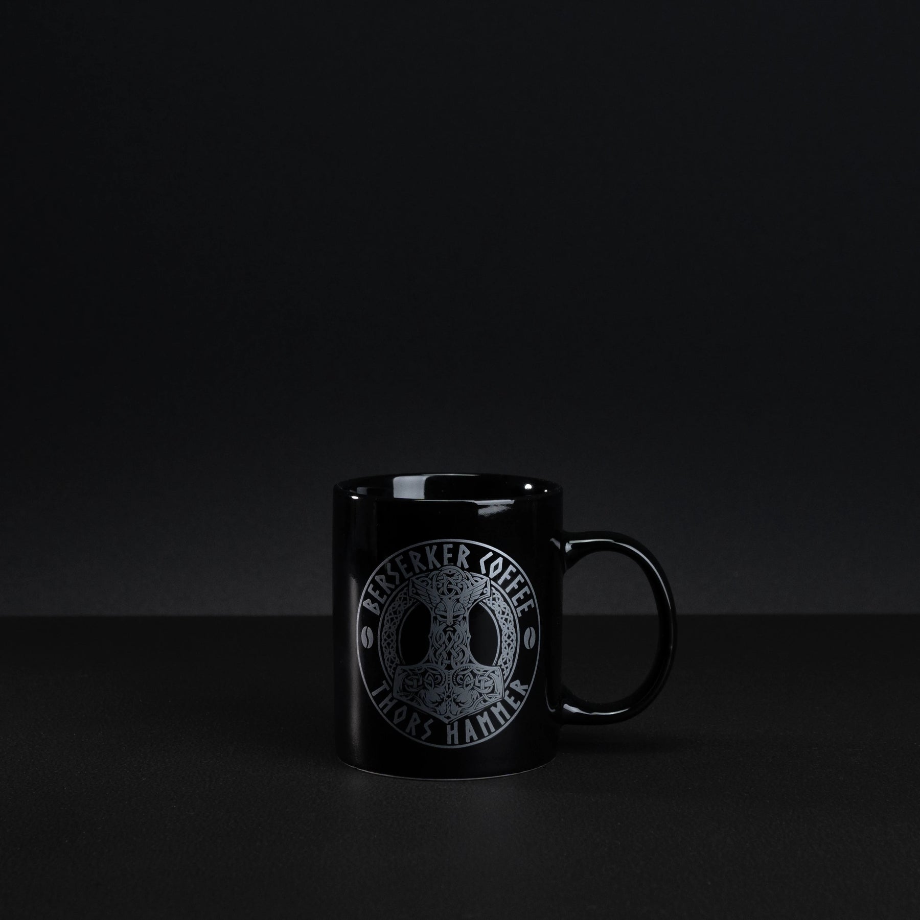 Thor's Hammer Tasse